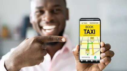 Taxi from London to Silverstone circuit